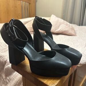 DKNY Black Platform Sandals